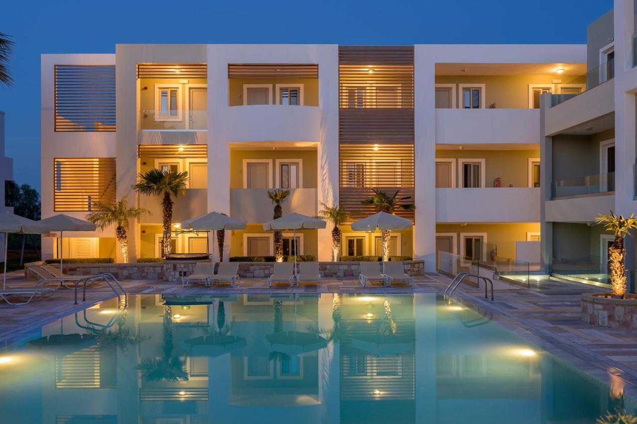 Mythos Suites Hotel ตีกากี ภายนอก รูปภาพ