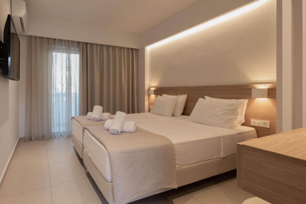 Mythos Suites Hotel ตีกากี ภายนอก รูปภาพ