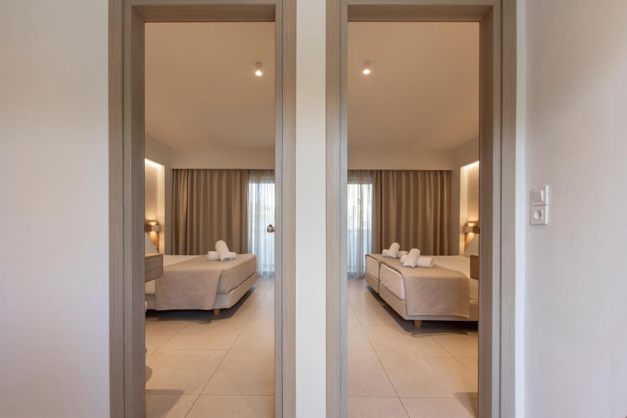 Mythos Suites Hotel ตีกากี ภายนอก รูปภาพ